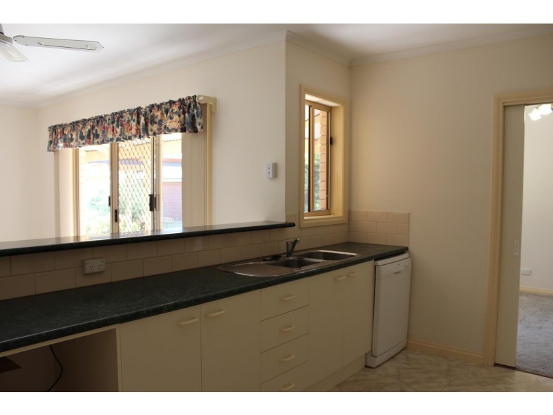 44 Grandview Terrace, East Albury NSW 2640