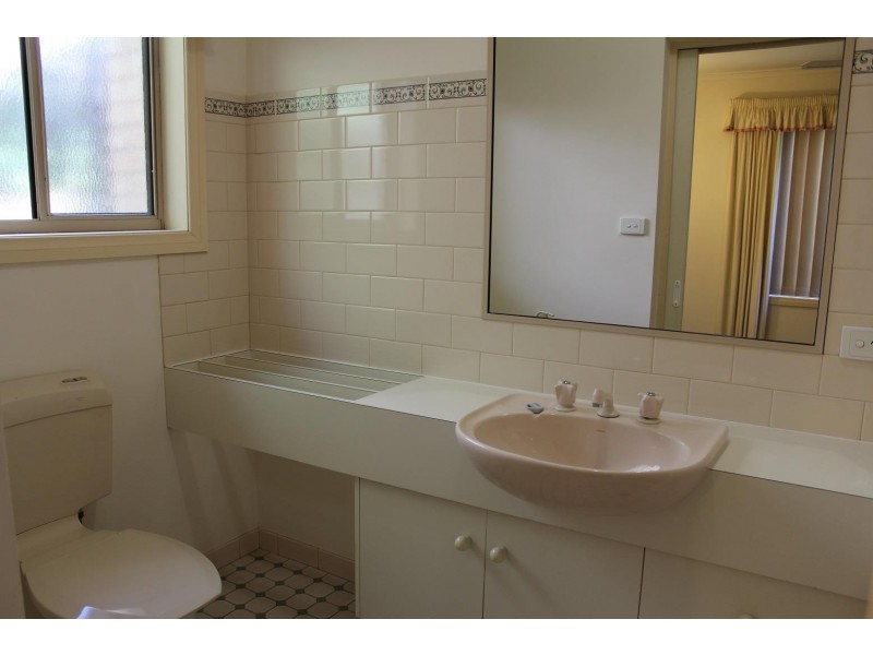 44 Grandview Terrace, East Albury NSW 2640