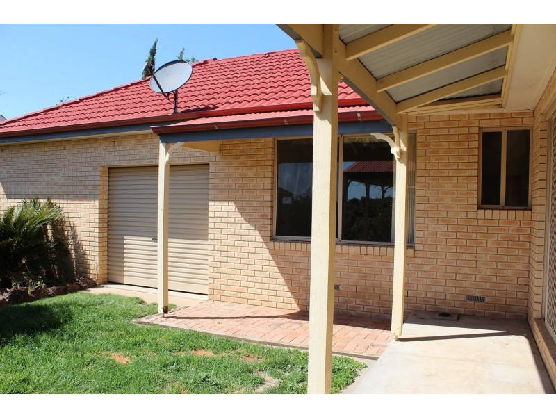 44 Grandview Terrace, East Albury NSW 2640