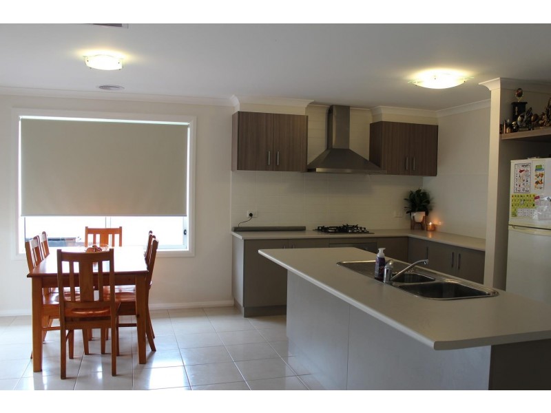 49 Greta Drive, Hamilton Valley NSW 2641