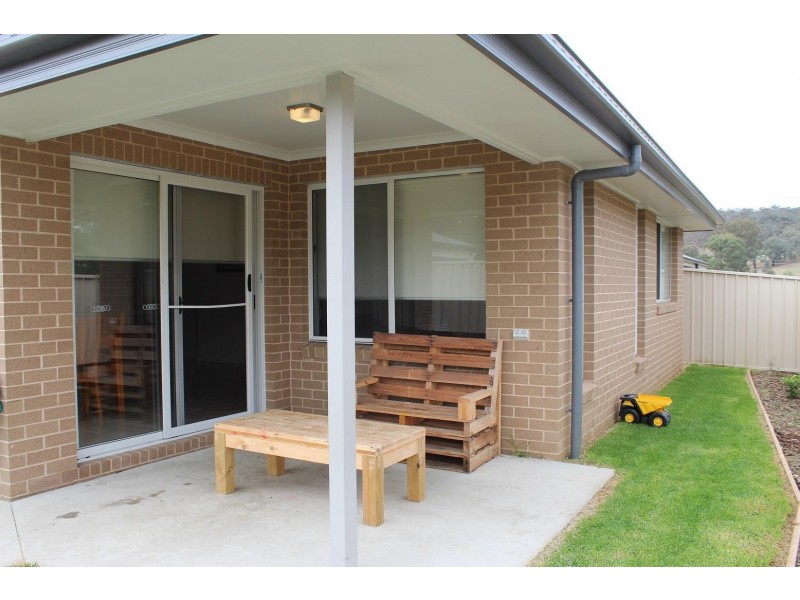 49 Greta Drive, Hamilton Valley NSW 2641