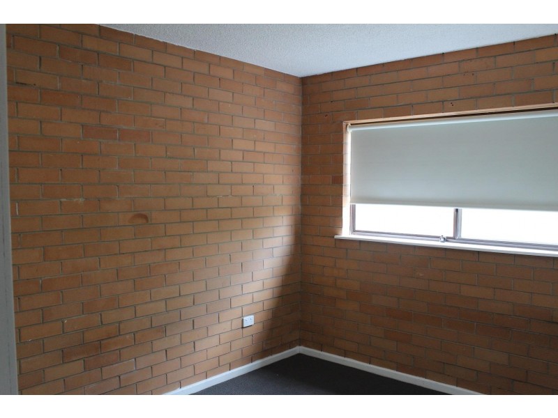 2/429 Mcdonald Road, Lavington NSW 2641