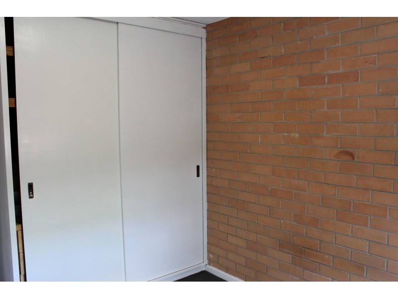 2/429 Mcdonald Road, Lavington NSW 2641