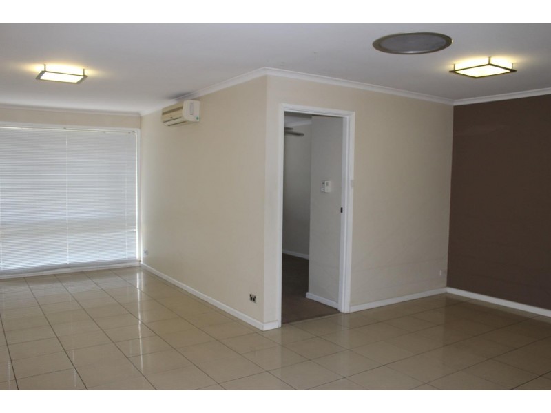 2/718 East Street, East Albury NSW 2640