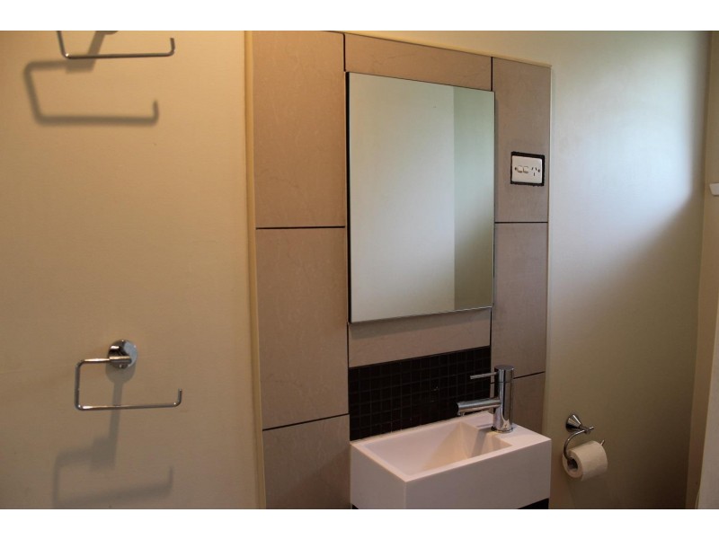 2/718 East Street, East Albury NSW 2640