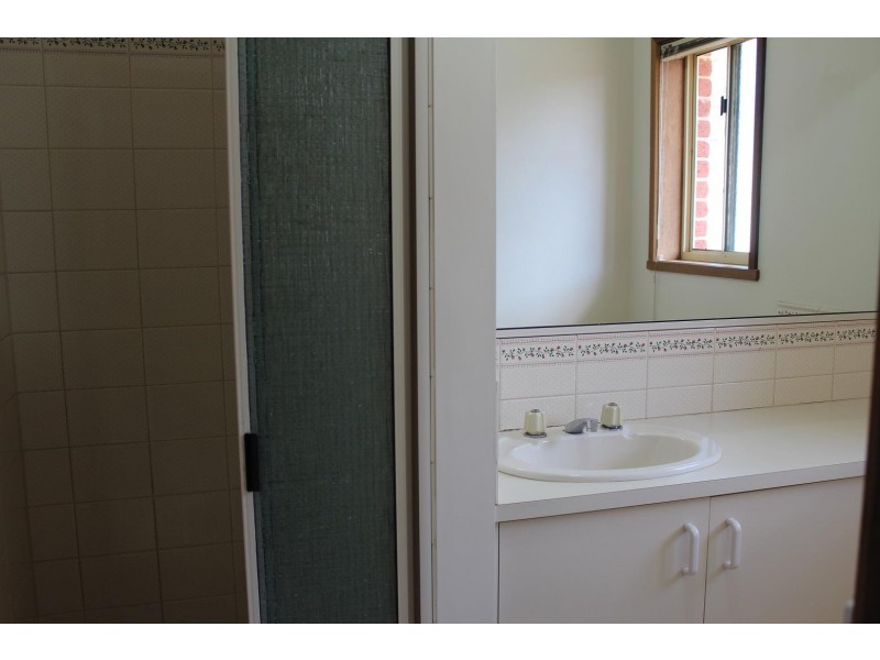 2/732 Lavis Street, East Albury NSW 2640