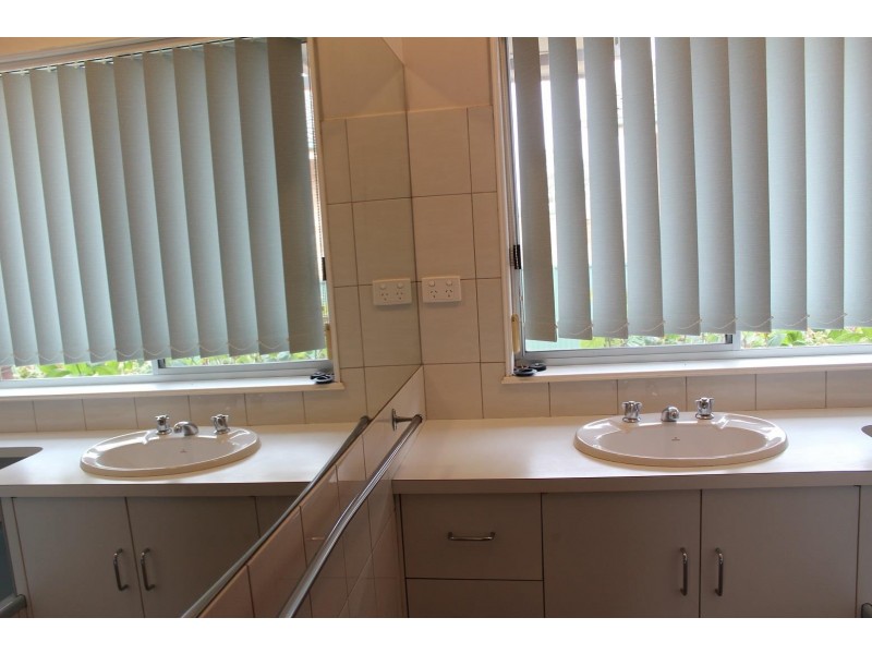 986 Wewak Street, North Albury NSW 2640