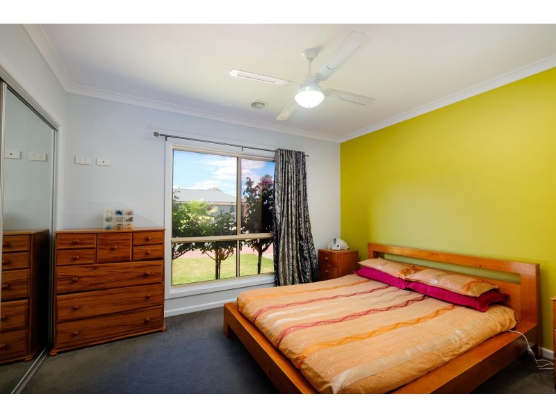 7 Cobby Court, Lavington NSW 2641
