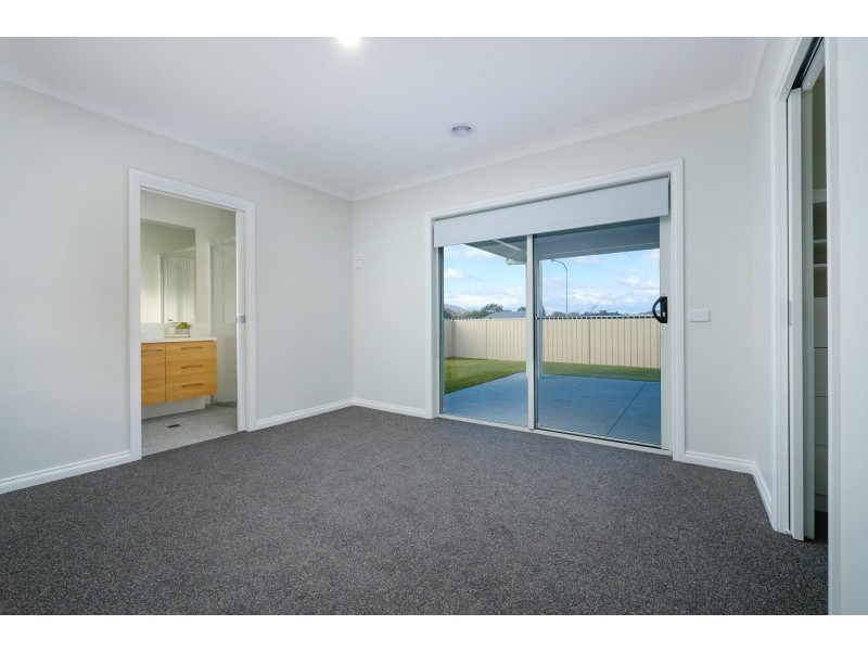 4 Stableford Road, Glenroy NSW 2640