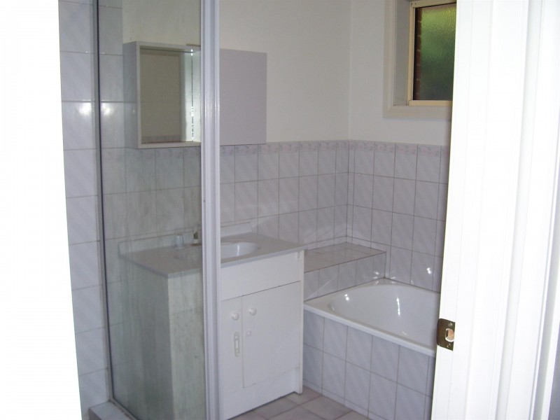 1/42 Jackling Drive, Lavington NSW 2641