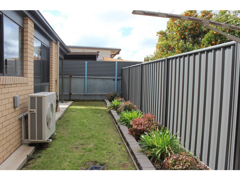 446 Kotthoff Street, Lavington NSW 2641