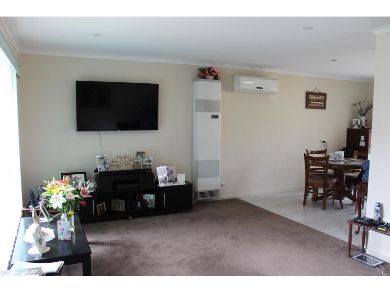 2/34 Saville Avenue, Lavington NSW 2641