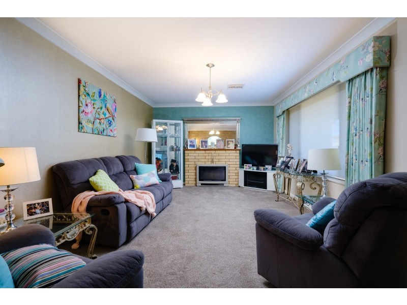446 Mcdonald Road, Lavington NSW 2641