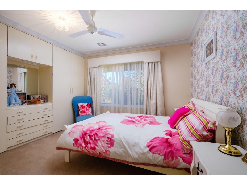 446 Mcdonald Road, Lavington NSW 2641