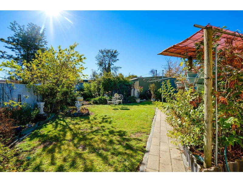 446 Mcdonald Road, Lavington NSW 2641