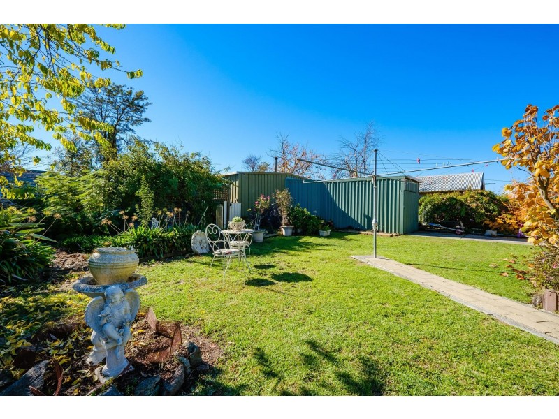 446 Mcdonald Road, Lavington NSW 2641