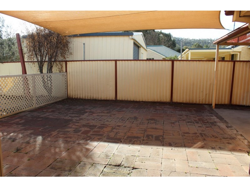 55 Kurrajong Crescent, West Albury NSW 2640