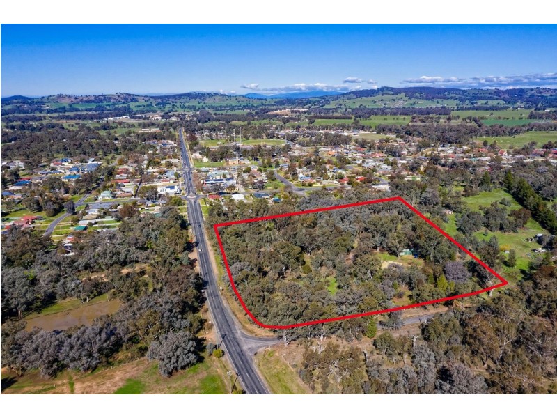 13 Quartz Hill Road, Jindera NSW 2642