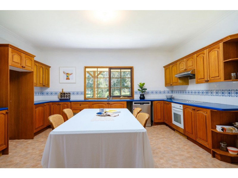 13 Quartz Hill Road, Jindera NSW 2642