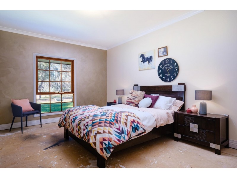 13 Quartz Hill Road, Jindera NSW 2642
