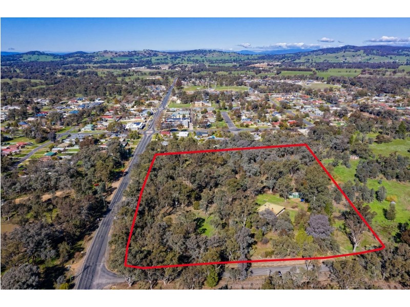 13 Quartz Hill Road, Jindera NSW 2642