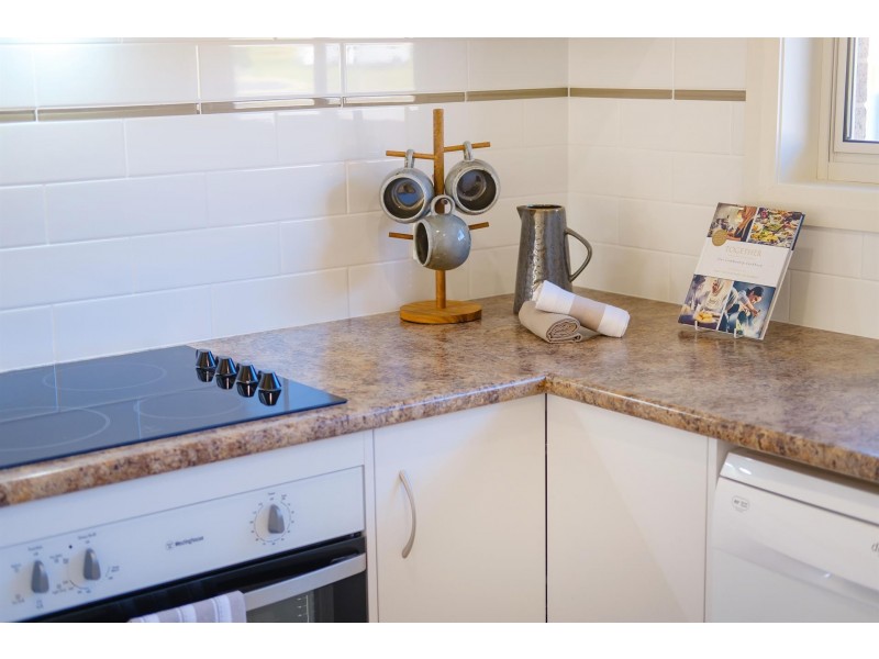 170 Bilba  Street, East Albury NSW 2640