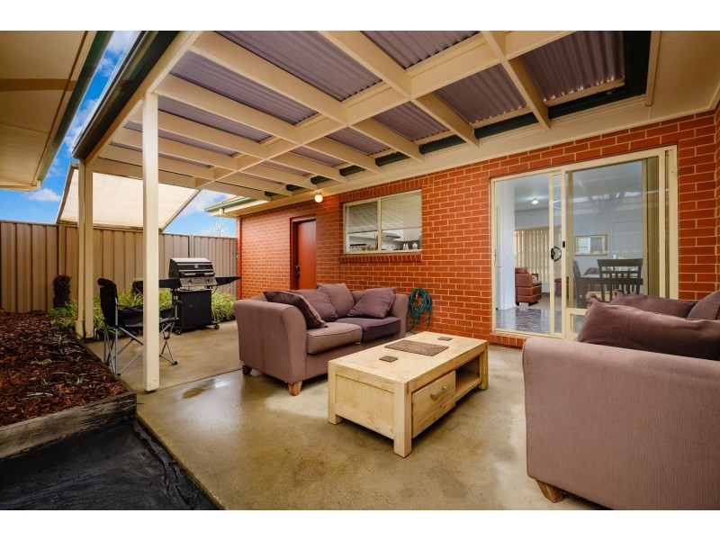 1 & 2/543 Ashford Street, Lavington NSW 2641