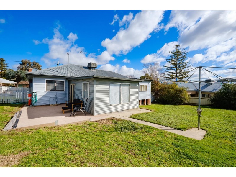 274 Denmar Street, East Albury NSW 2640