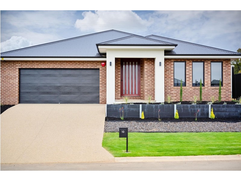 10 Zeil Circuit, Thurgoona NSW 2640
