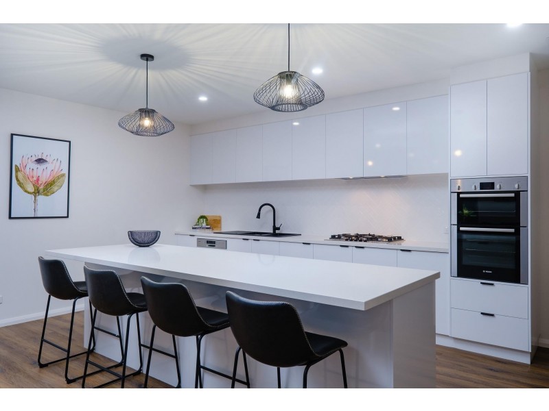 14 Zeil Circuit, Thurgoona NSW 2640