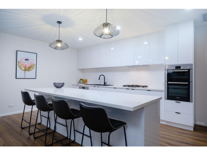 14 Zeil Circuit, Thurgoona NSW 2640