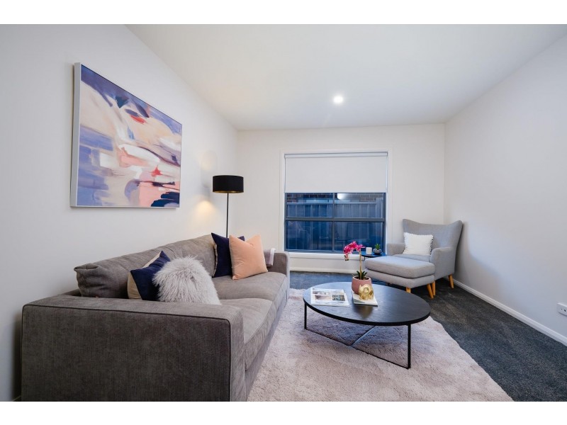 14 Zeil Circuit, Thurgoona NSW 2640