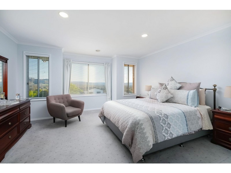 270 Bimbadeen Avenue, East Albury NSW 2640