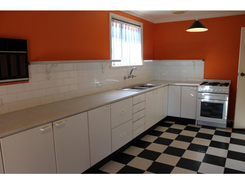 131 Borella Road, East Albury NSW 2640