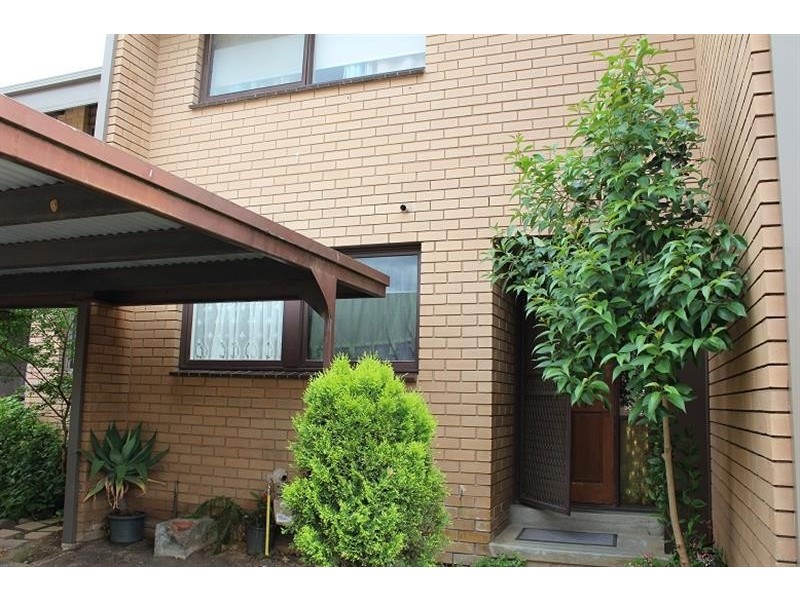 31/588 Oliver Street, Lavington NSW 2641