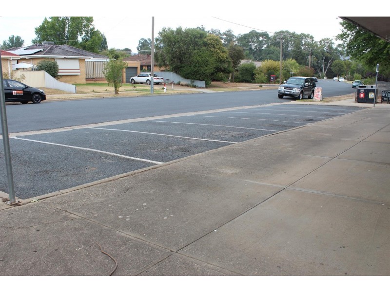 16,18, 20 Jarrah St, Wodonga VIC 3690