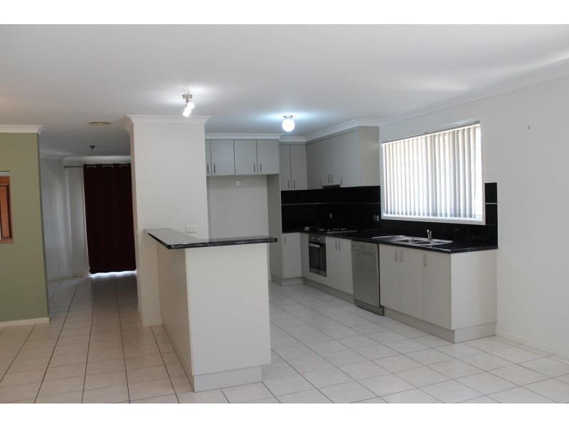 85 Adams Street, Jindera NSW 2642