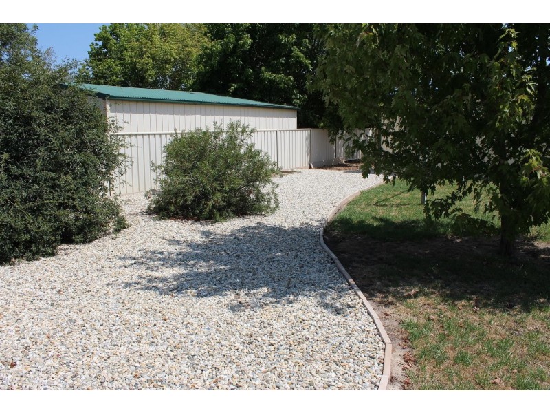 85 Adams Street, Jindera NSW 2642