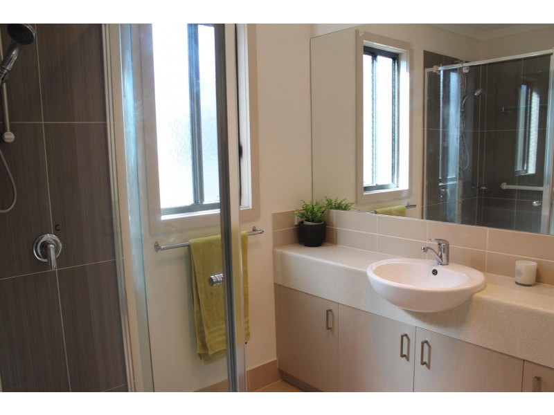 42/639 Kemp Street, Springdale Heights NSW 2641