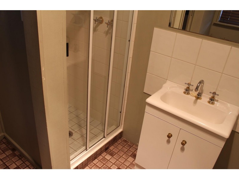 5/379 Tarakan Avenue, North Albury NSW 2640