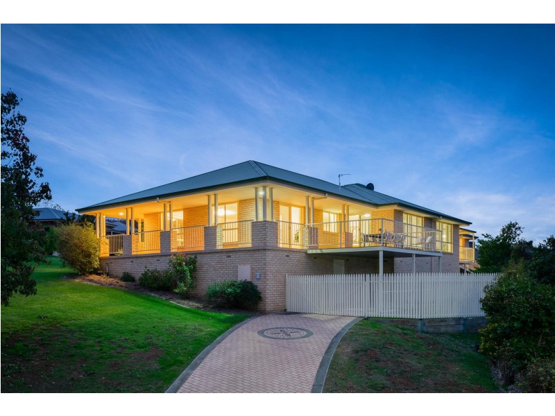 32 Clem Drive, Glenroy NSW 2640