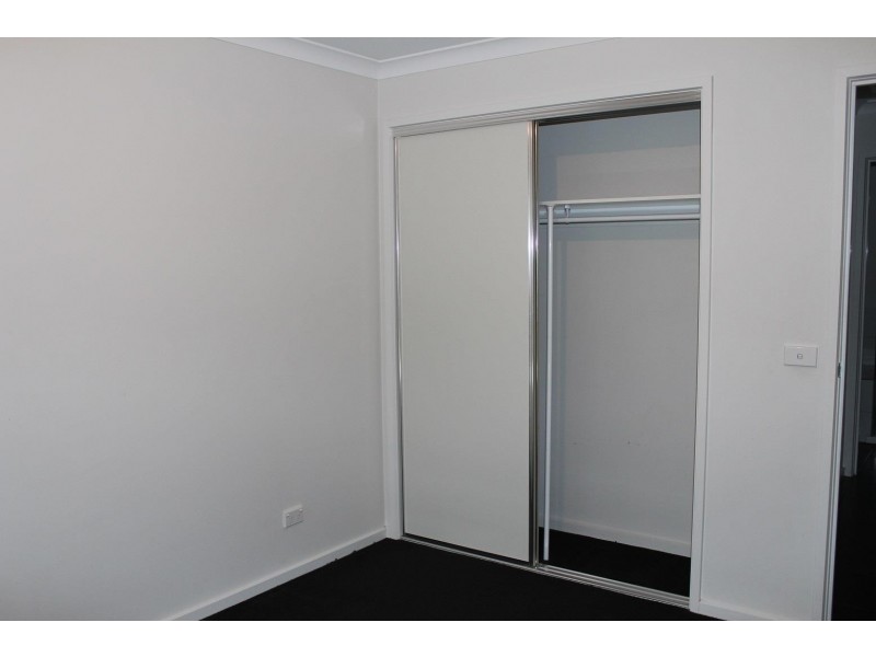 444 Kotthoff Street, Lavington NSW 2641