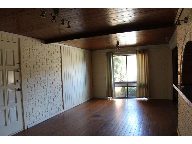 565 Burma Road, Table Top NSW 2640