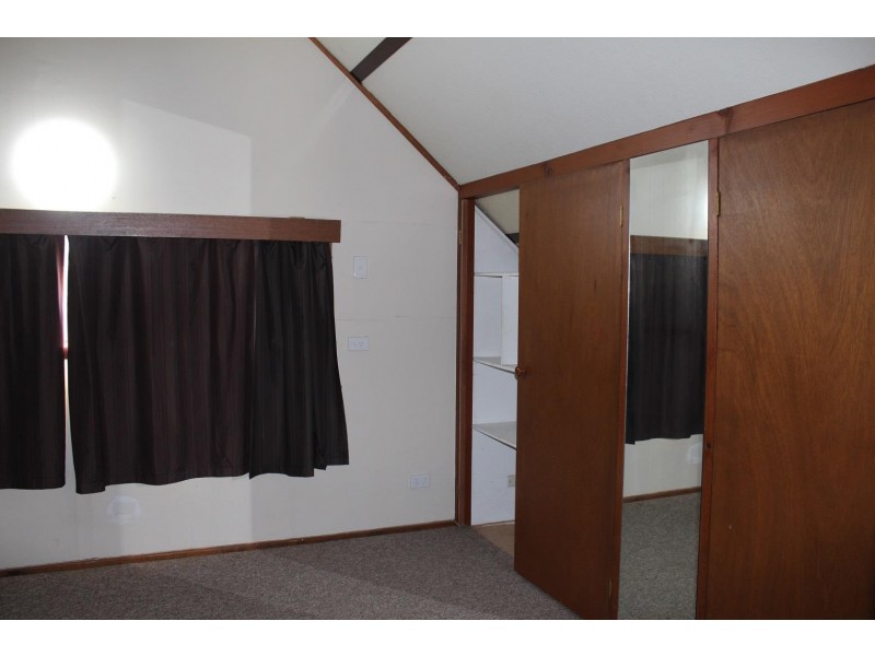 565 Burma Road, Table Top NSW 2640