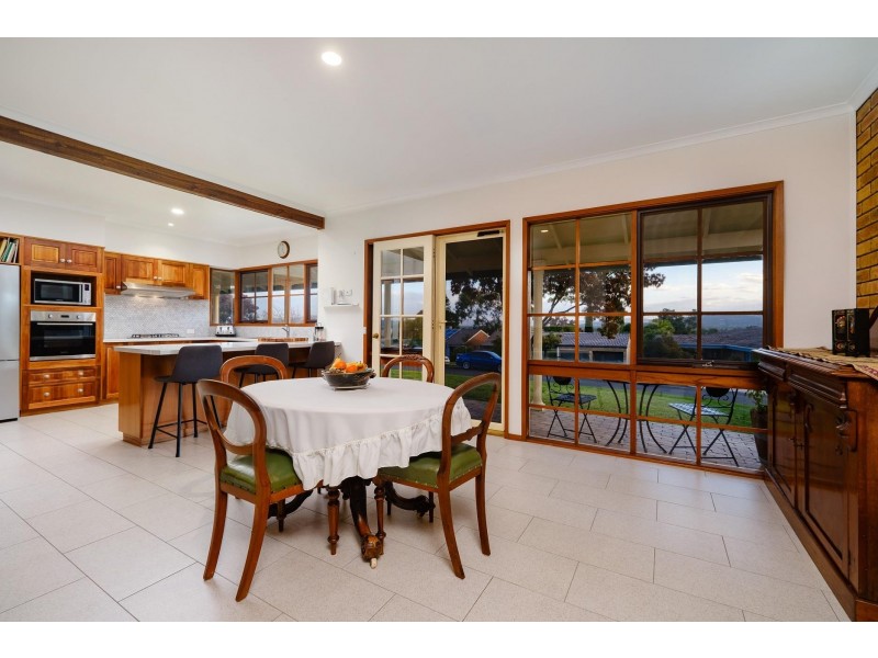 284 Tracy Street, Lavington NSW 2641