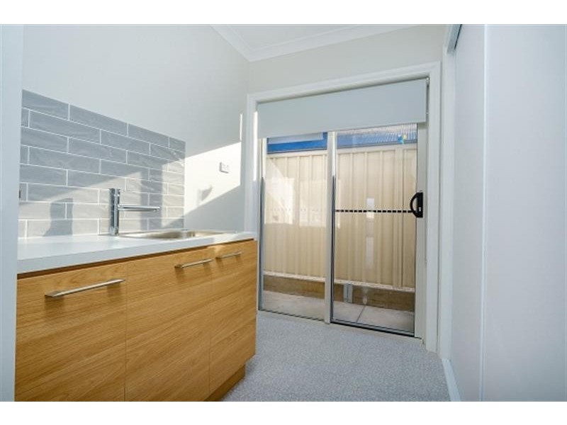 42 Albatross Avenue, Glenroy NSW 2640