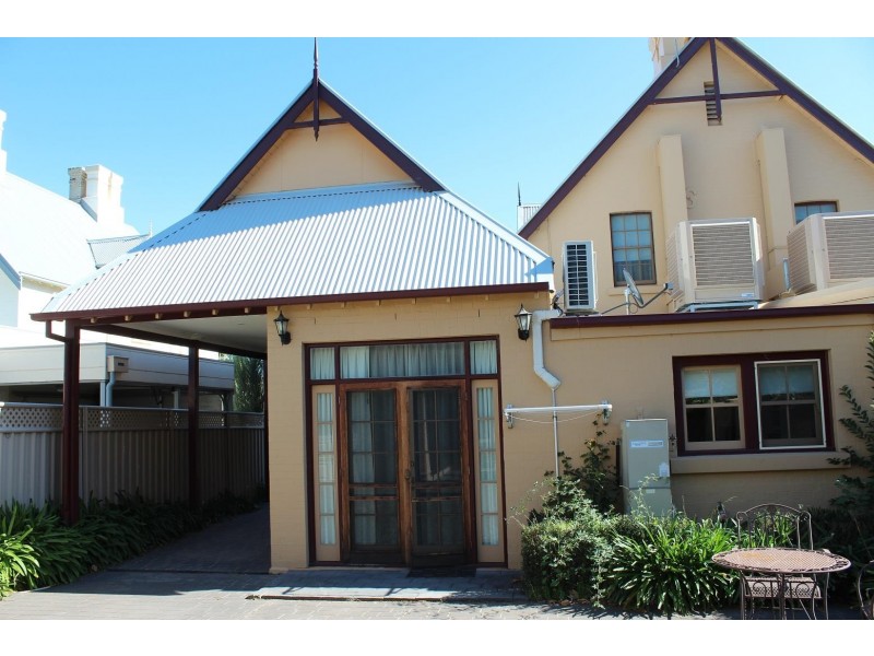532 Young Street, Albury NSW 2640