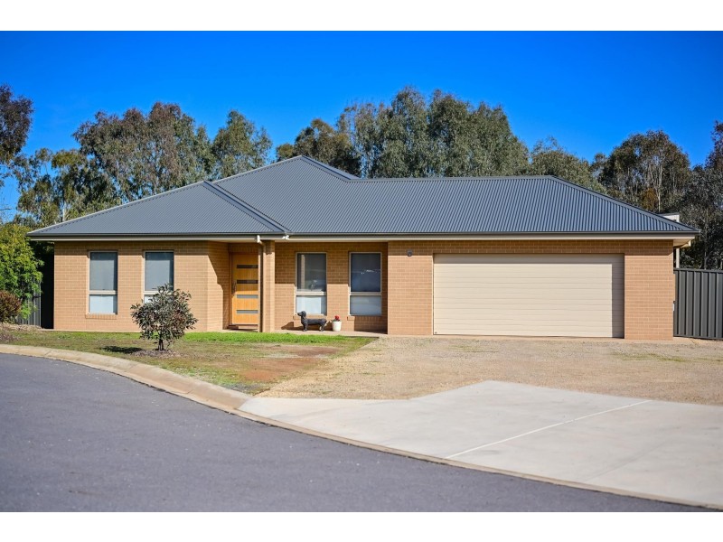 5 Merino Court, Thurgoona NSW 2640