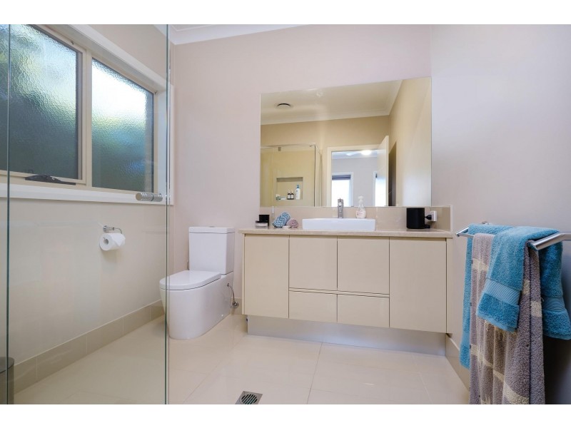 5 Merino Court, Thurgoona NSW 2640