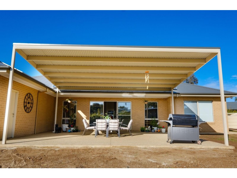 5 Merino Court, Thurgoona NSW 2640